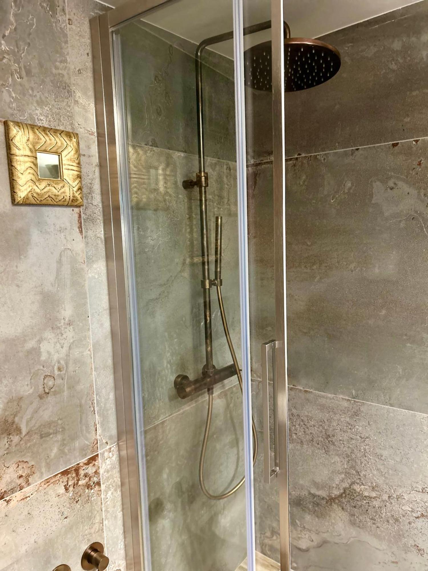 Portrait Luxury Loft Lejlighed Bari Eksteriør billede